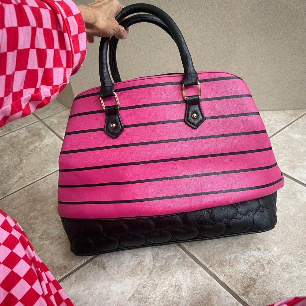 Betsey Johnson Pink Black Striped Satchel Heart Quilted Bow Pom Pom Handbag - Picture 5 of 12